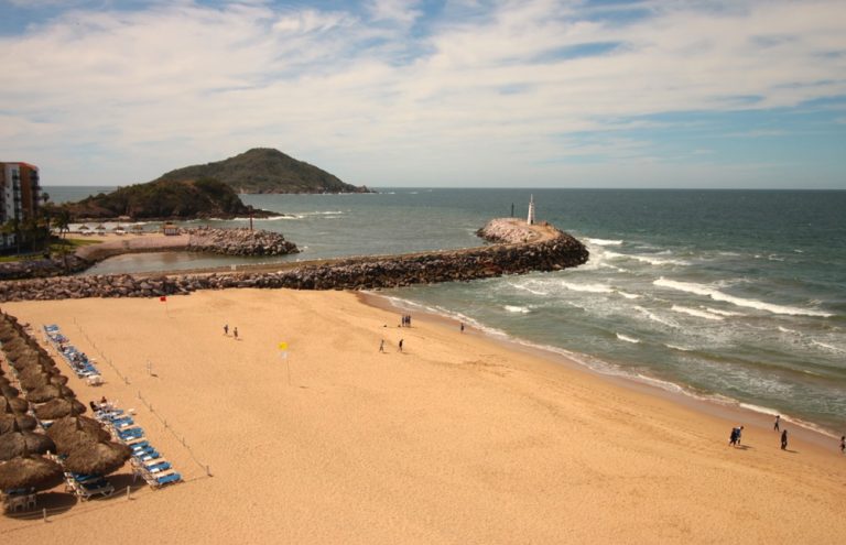 playa-mazatlan